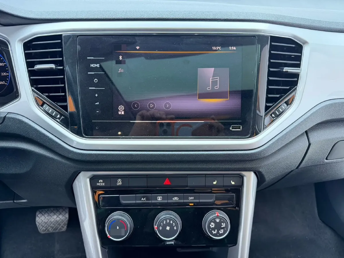 2021 Volkswagen T-Roc 1.4T 150HP L4 7DCT,autocango,china used car exporter,china ev exporter,chinese used car exporter,chinese used ev exporter