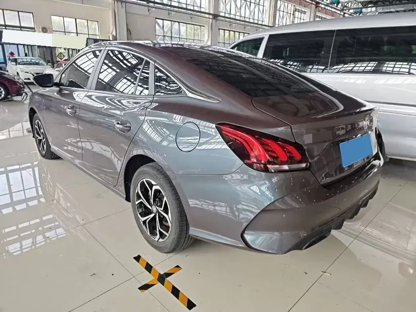 2023 MG 5 1.5L 129HP L4 5MT,autocango,china used car exporter,china ev exporter,chinese used car exporter,chinese used ev exporter