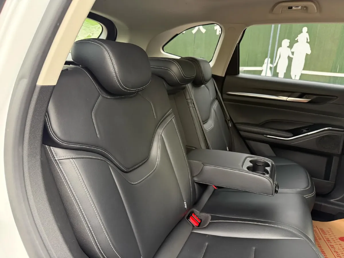 2021 Haval H6 1.5T 169HP L4 7DCT,autocango,china used car exporter,china ev exporter,chinese used car exporter,chinese used ev exporter