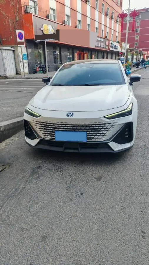 2023 ChangAn UNI-V 1.5T 188HP L4 7DCT,autocango,china used car exporter,china ev exporter,chinese used car exporter,chinese used ev exporter