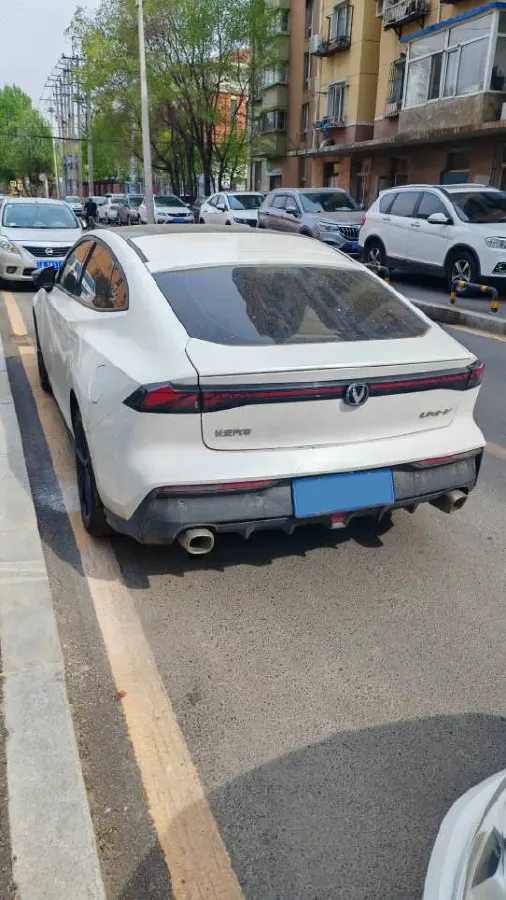 2023 ChangAn UNI-V 1.5T 188HP L4 7DCT,autocango,china used car exporter,china ev exporter,chinese used car exporter,chinese used ev exporter