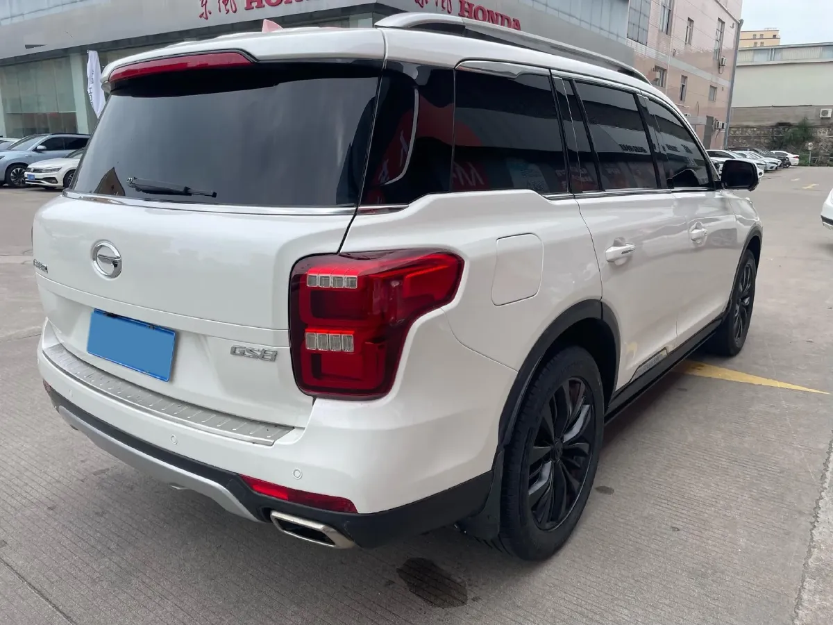 2017 GAC Trumpchi GS8 2.0T 201HP L4 6AT,autocango,china used car exporter,china ev exporter,chinese used car exporter,chinese used ev exporter