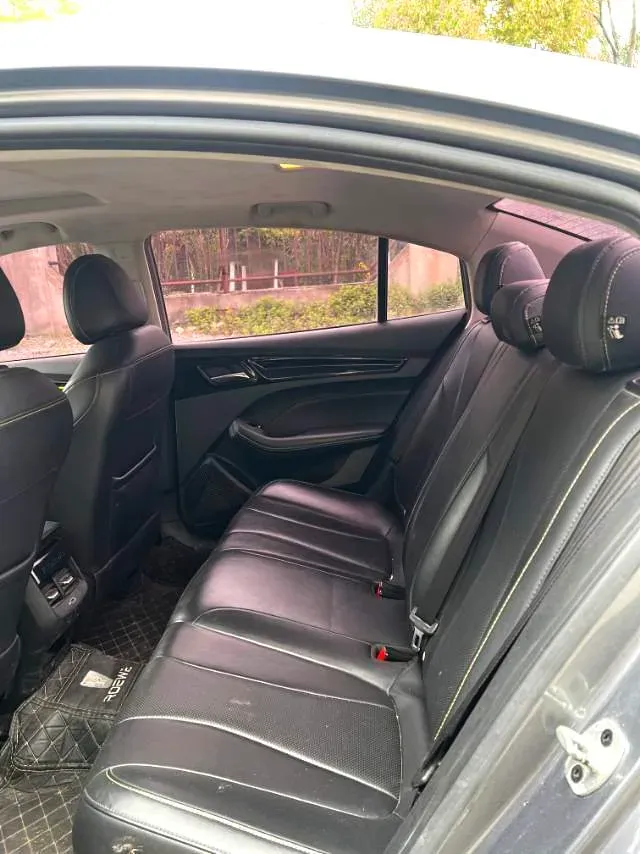 2021 Roewe i5 1.5L 120HP L4 CVT,autocango,china used car exporter,china ev exporter,chinese used car exporter,chinese used ev exporter