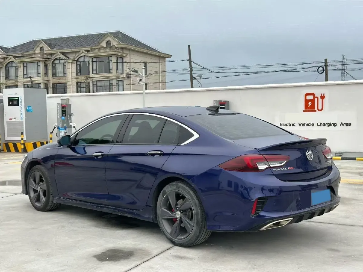 2020 Buick Regal 2.0T 237HP L4 9AT,autocango,china used car exporter,china ev exporter,chinese used car exporter,chinese used ev exporter