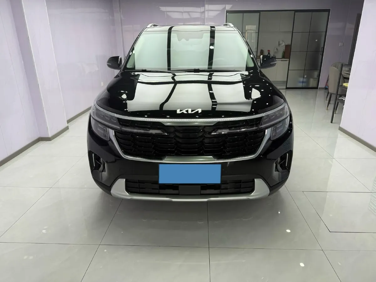 2023 Kia Seltos 1.5L 115HP L4 CVT,autocango,china used car exporter,china ev exporter,chinese used car exporter,chinese used ev exporter