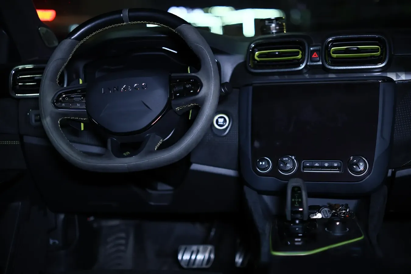 2022 LYNK&CO 03 2.0T 265HP L4 8AT,autocango,china used car exporter,china ev exporter,chinese used car exporter,chinese used ev exporter