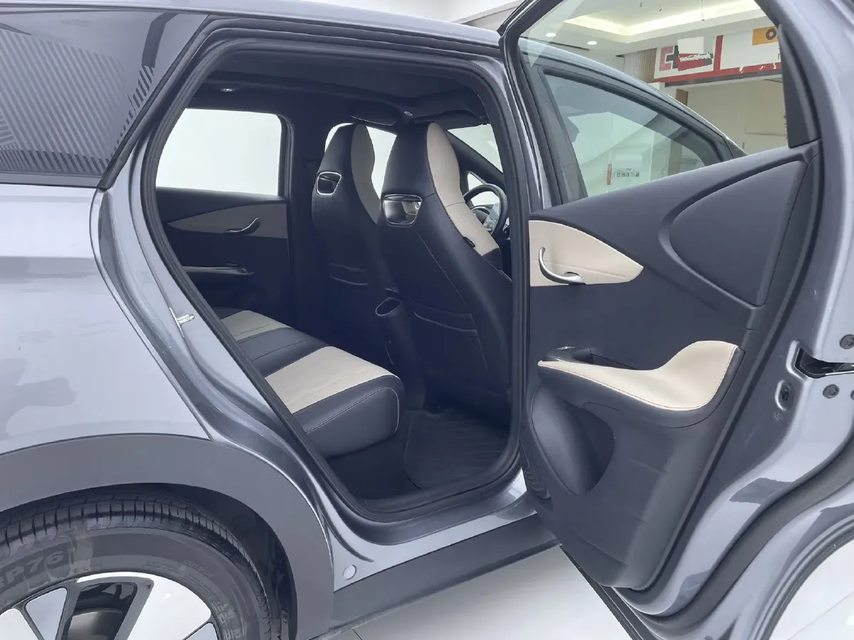 2023 BYD Dolphin BEV 44.928KWH,autocango,china used car exporter,china ev exporter,chinese used car exporter,chinese used ev exporter