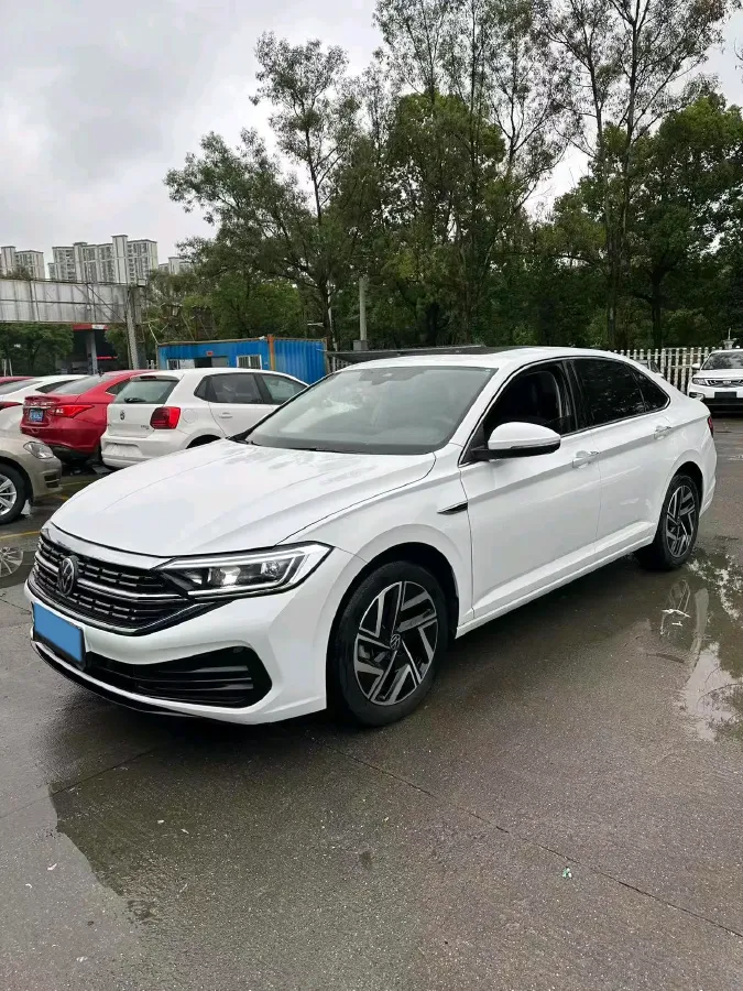 2025 Volkswagen Sagitar 1.5T 160HP L4 7DCT,autocango,china used car exporter,china ev exporter,chinese used car exporter,chinese used ev exporter