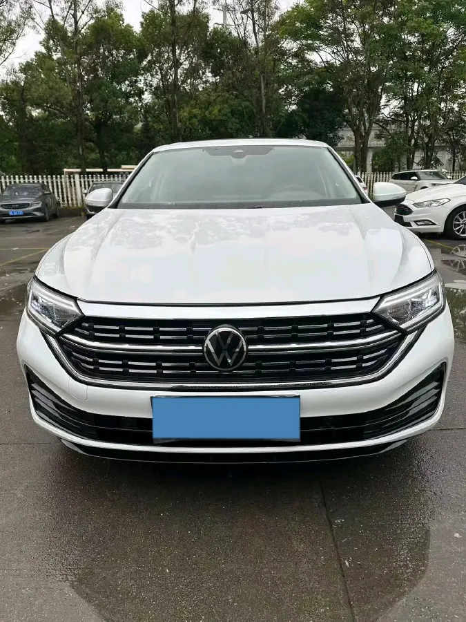 2025 Volkswagen Sagitar 1.5T 160HP L4 7DCT,autocango,china used car exporter,china ev exporter,chinese used car exporter,chinese used ev exporter