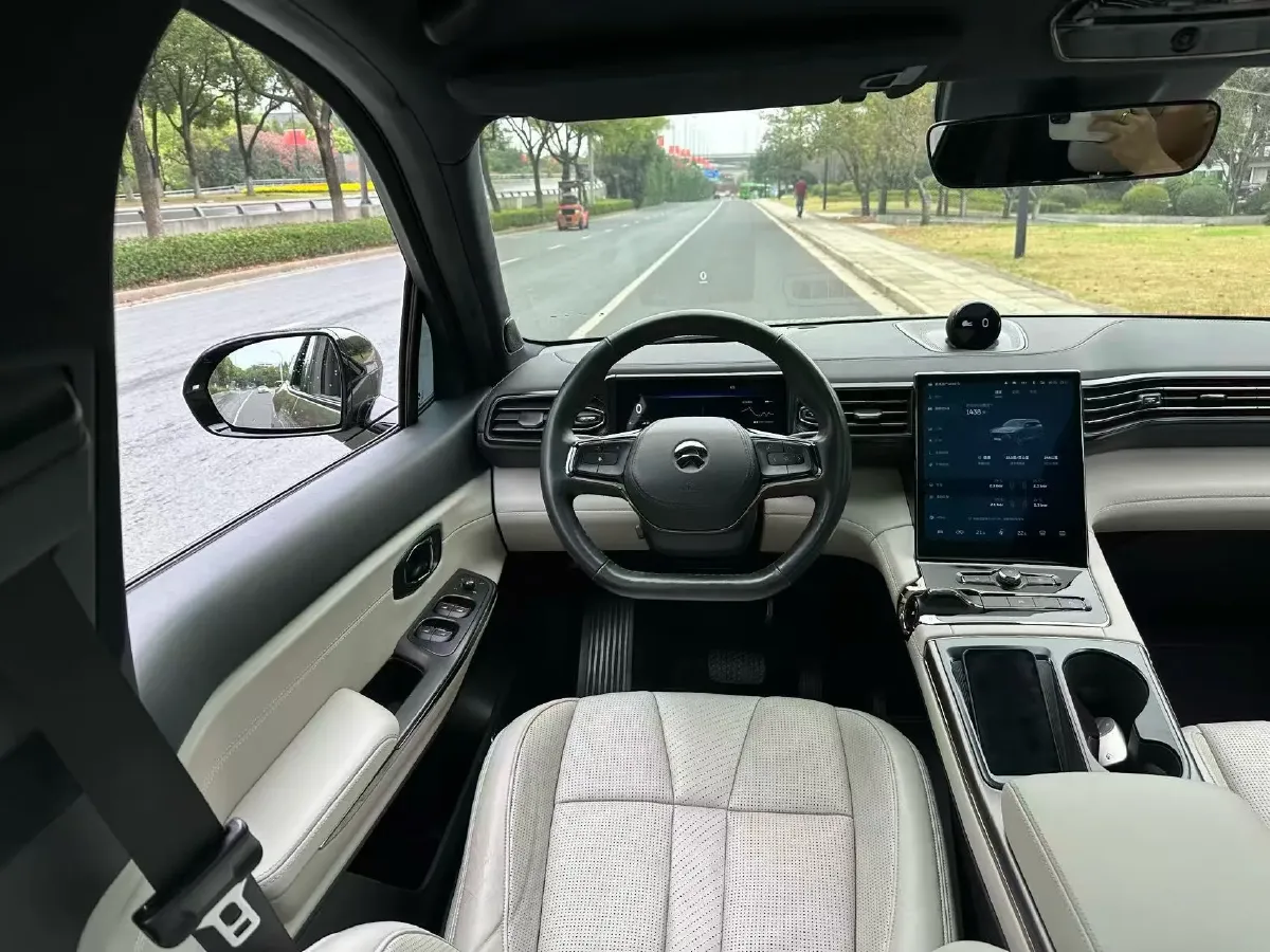 2020 NIO ES8 BEV 70KWH,autocango,china used car exporter,china ev exporter,chinese used car exporter,chinese used ev exporter