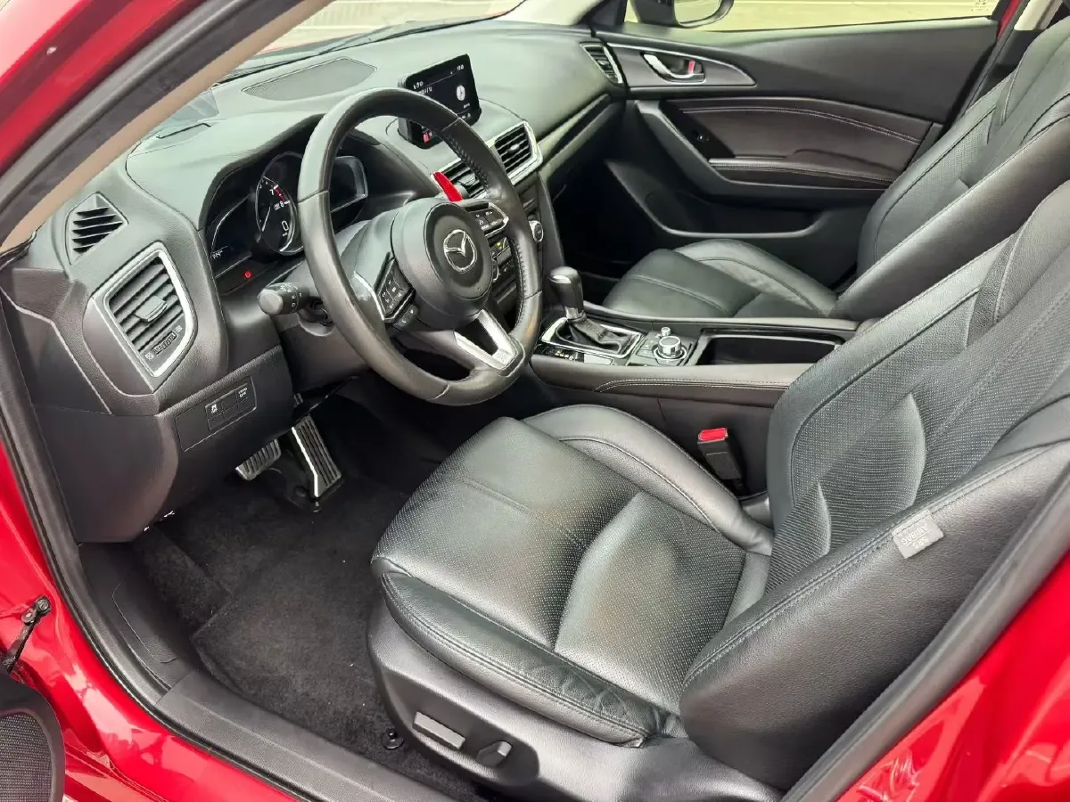 2017 Mazda 3 Axela 2.0L 158HP L4 6AT,autocango,china used car exporter,china ev exporter,chinese used car exporter,chinese used ev exporter