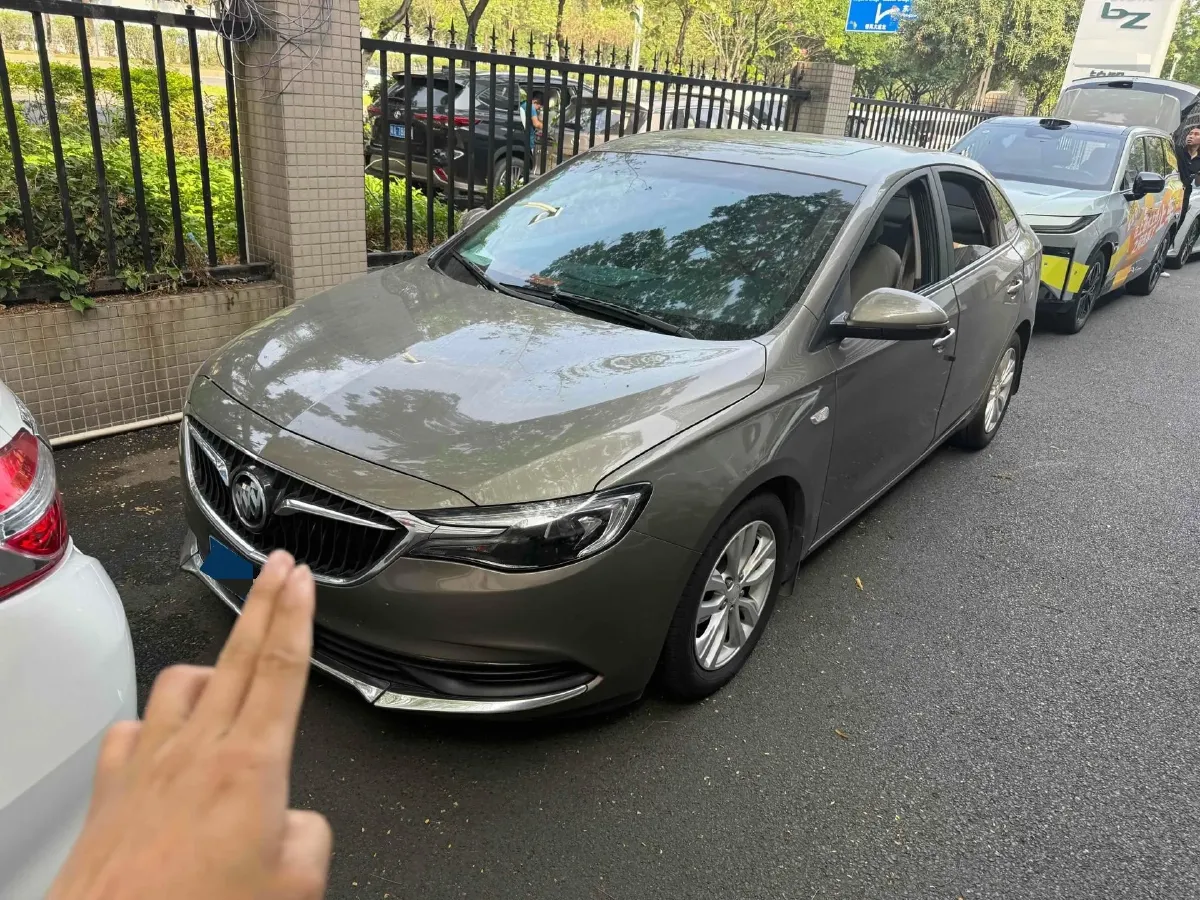 2020 Buick Encore 1.0T 125HP L3 6AT,autocango,china used car exporter,china ev exporter,chinese used car exporter,chinese used ev exporter