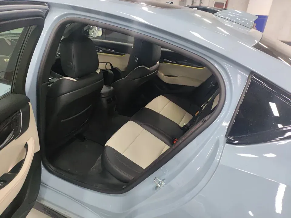 2025 Cadillac CT5 2.0T 237HP L4 10AT,autocango,china used car exporter,china ev exporter,chinese used car exporter,chinese used ev exporter