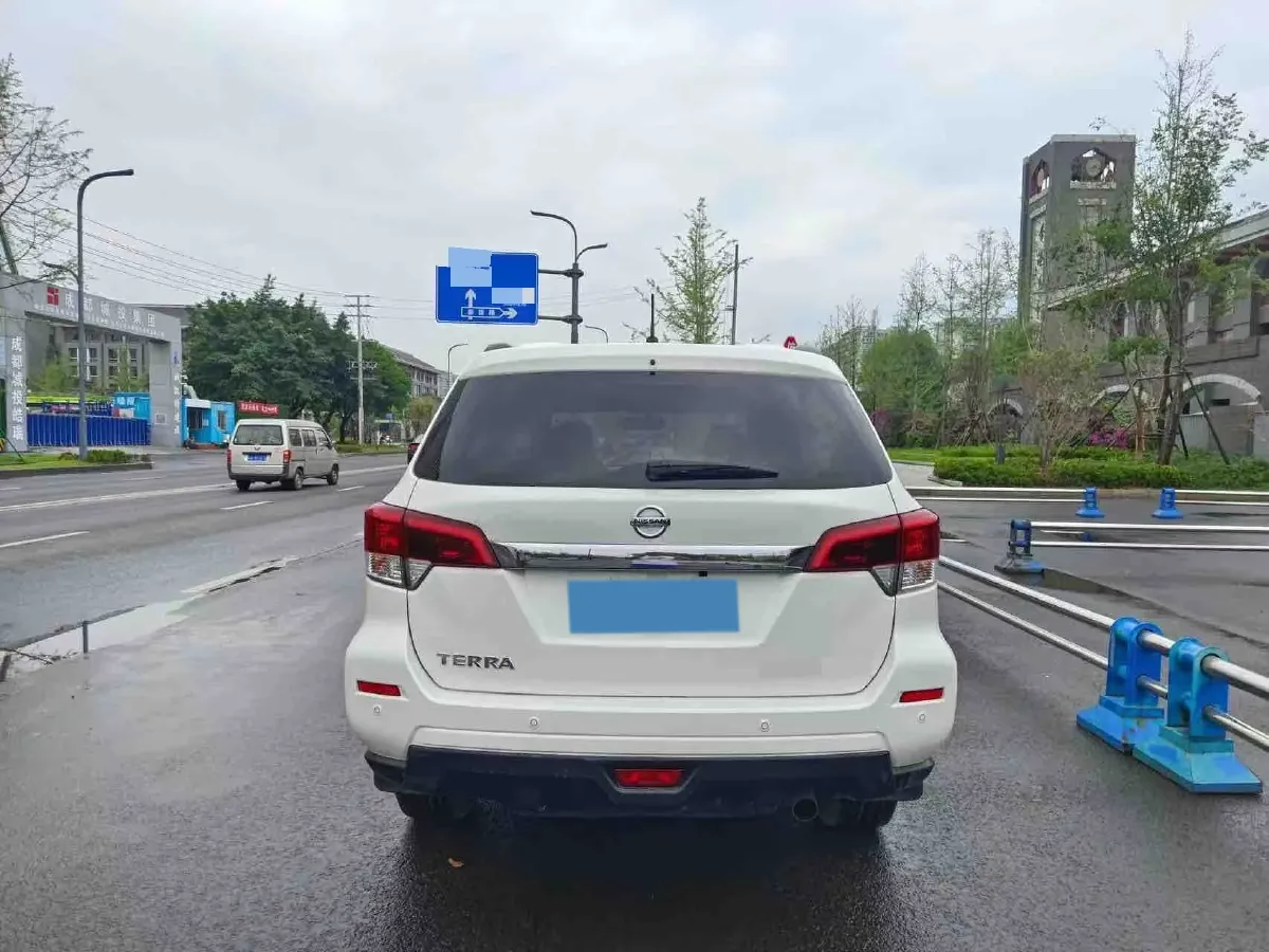 2020 Nissan Terra 2.5L 193HP L4 7AT,autocango,china used car exporter,china ev exporter,chinese used car exporter,chinese used ev exporter
