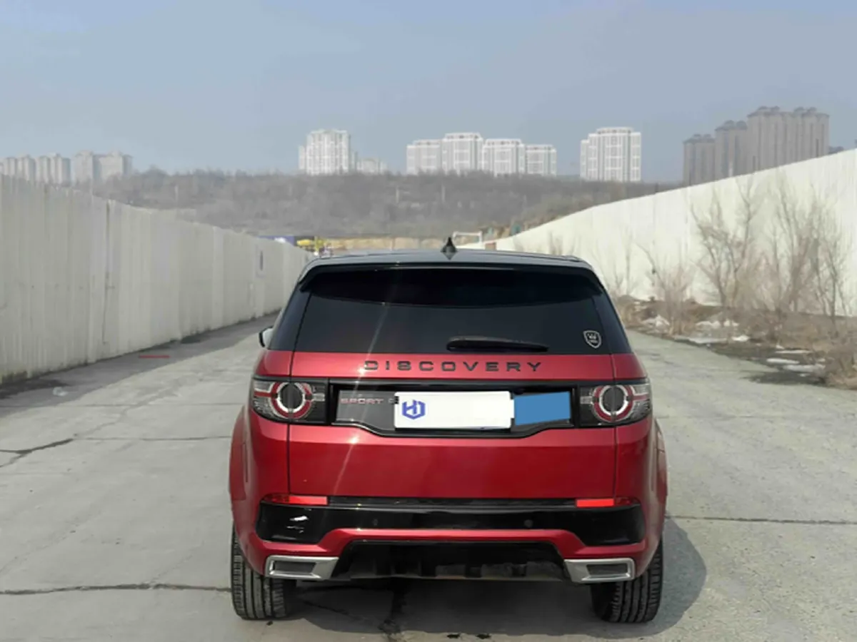 2018 Land Rover Discovery Sport 2.0T 241HP L4 9AT,autocango,china used car exporter,china ev exporter,chinese used car exporter,chinese used ev exporter