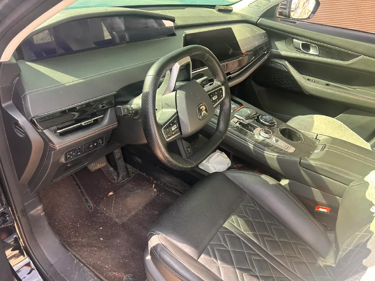 2021 ChangAn UNI-K 2.0T 233HP L4 8AT,autocango,china used car exporter,china ev exporter,chinese used car exporter,chinese used ev exporter