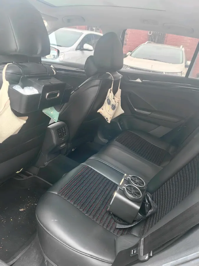 2020 Volkswagen T-Roc 1.4T 150HP L4 7DCT,autocango,china used car exporter,china ev exporter,chinese used car exporter,chinese used ev exporter