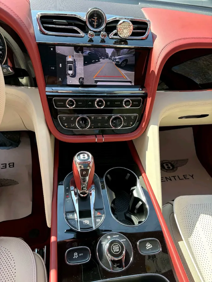 2024 Bentley Bentayga 4.0T 550HP V8 8AT,autocango,china used car exporter,china ev exporter,chinese used car exporter,chinese used ev exporter