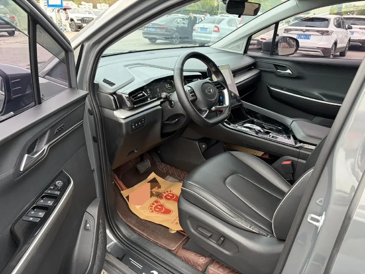 2021 Hyundai Custo 2.0T 236HP L4 8AT,autocango,china used car exporter,china ev exporter,chinese used car exporter,chinese used ev exporter