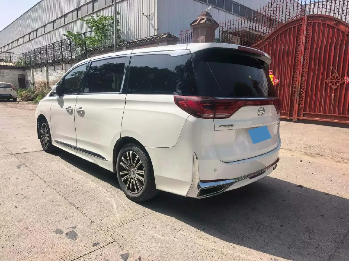 2021 GAC Trumpchi M8 2.0T 252HP L4 8AT,autocango,china used car exporter,china ev exporter,chinese used car exporter,chinese used ev exporter