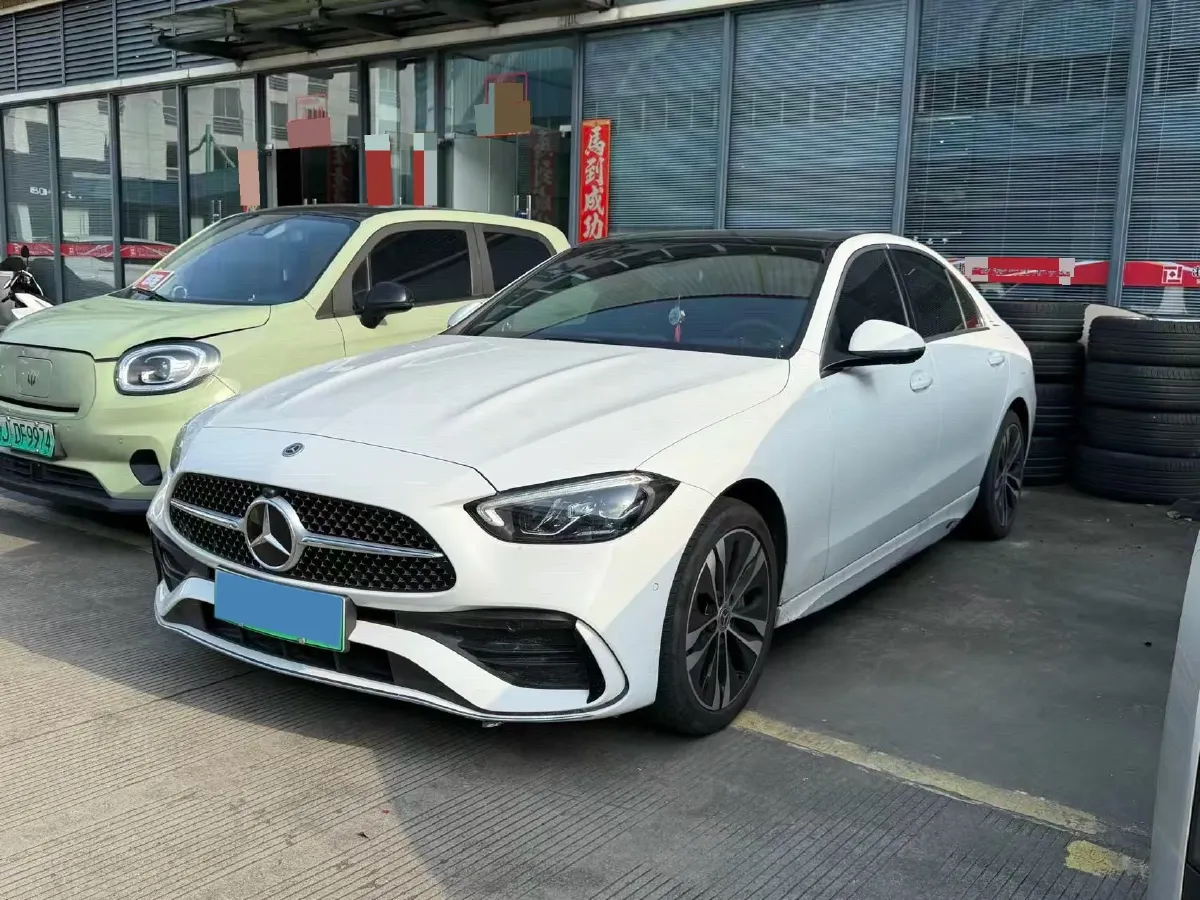2025 Mercedes-Benz C Class 2.0T 204HP L4 9AT PHEV 25.4KWH,autocango,china used car exporter,china ev exporter,chinese used car exporter,chinese used ev exporter