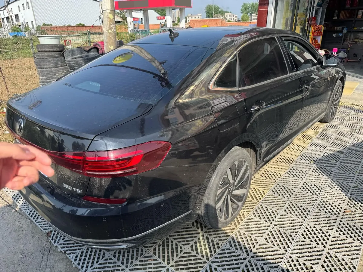 2023 Volkswagen Passat 2.0T 186HP L4 7DCT,autocango,china used car exporter,china ev exporter,chinese used car exporter,chinese used ev exporter