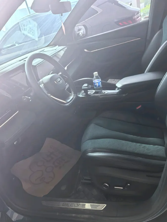 2021 Geely Monjaro 2.0T 218HP L4 7DCT,autocango,china used car exporter,china ev exporter,chinese used car exporter,chinese used ev exporter