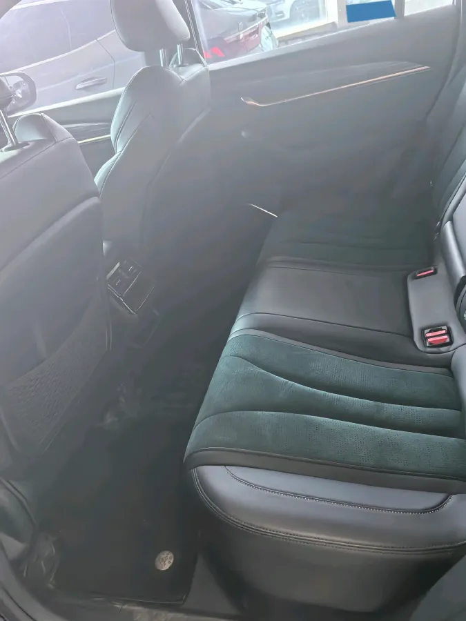 2021 Geely Monjaro 2.0T 218HP L4 7DCT,autocango,china used car exporter,china ev exporter,chinese used car exporter,chinese used ev exporter