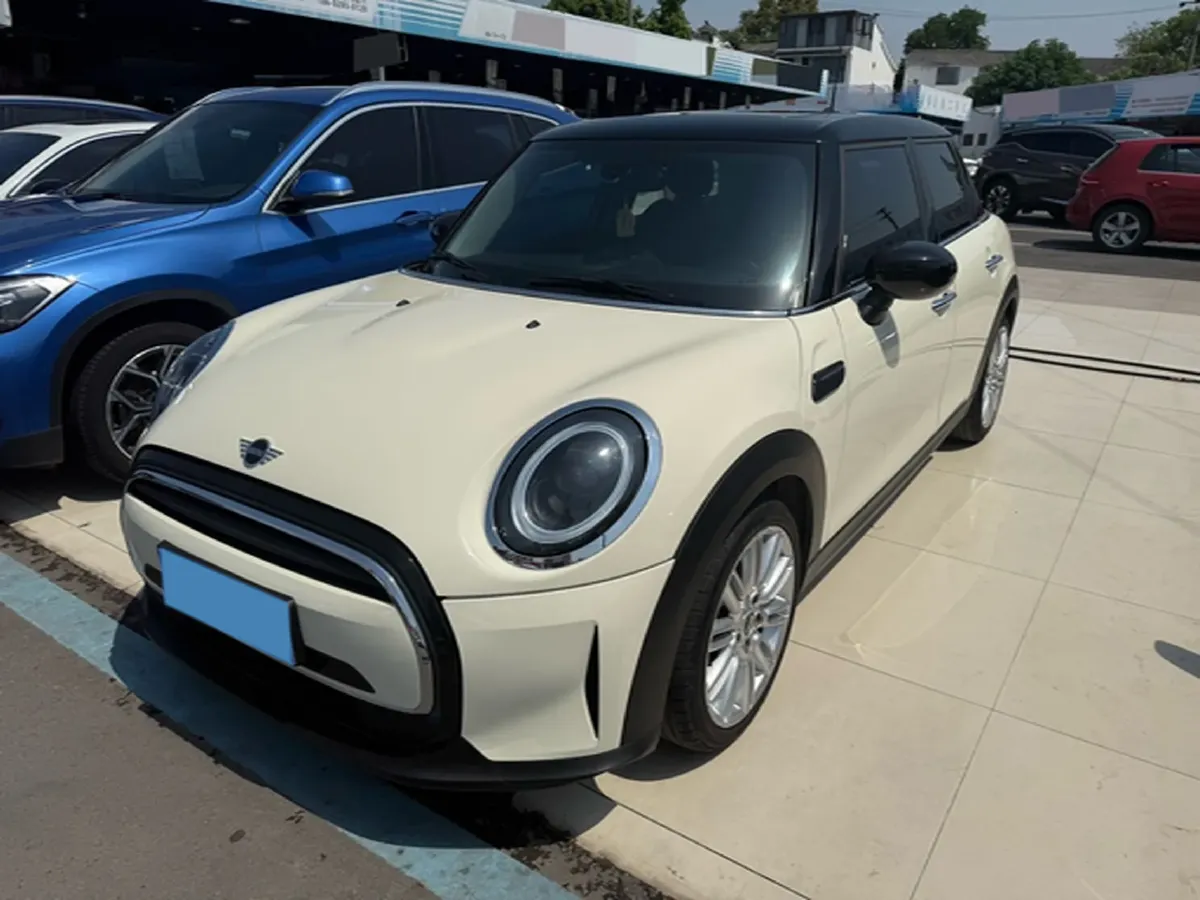 2022 MINI MINI 1.5T 136HP L3 7DCT,autocango,china used car exporter,china ev exporter,chinese used car exporter,chinese used ev exporter