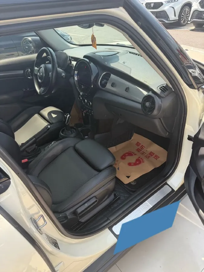 2022 MINI MINI 1.5T 136HP L3 7DCT,autocango,china used car exporter,china ev exporter,chinese used car exporter,chinese used ev exporter