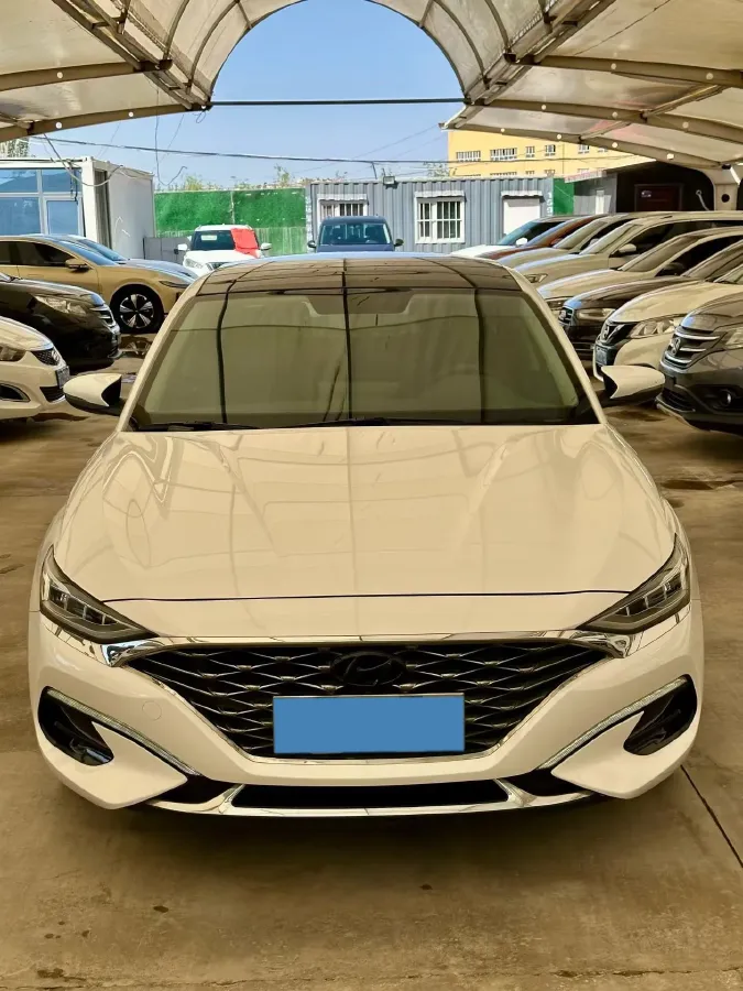 2019 Hyundai La Festa 1.6T 204HP L4 7DCT,autocango,china used car exporter,china ev exporter,chinese used car exporter,chinese used ev exporter