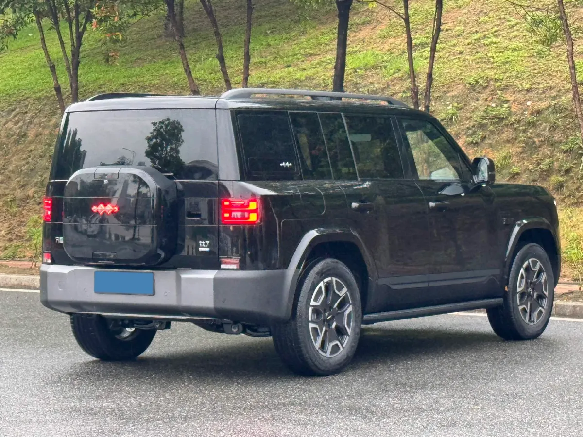 2025 FangChengBao Tai 7 1.5T 156HP L4 E-CVT PHEV,autocango,china used car exporter,china ev exporter,chinese used car exporter,chinese used ev exporter