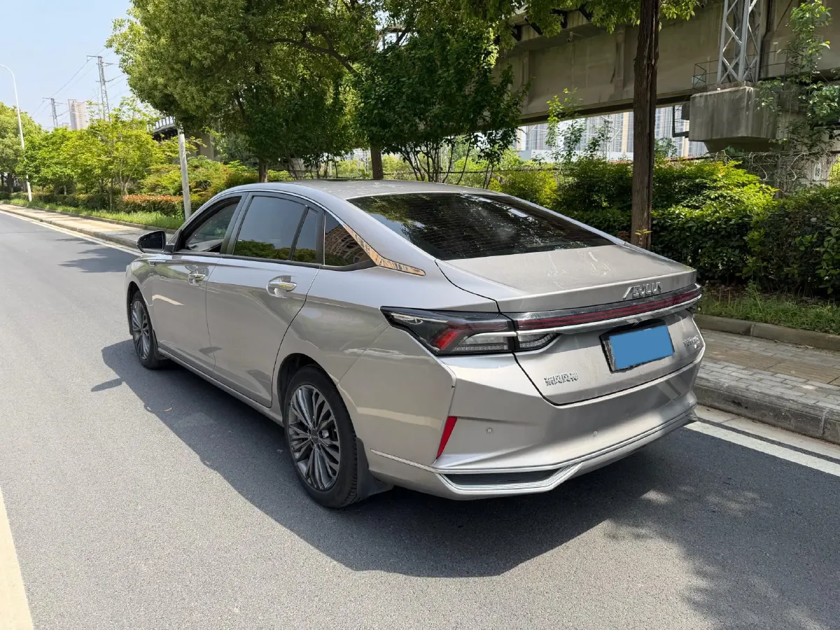 2021 DongFeng Aeolus YiXuan MAX 1.5T 190HP L4 7DCT,autocango,china used car exporter,china ev exporter,chinese used car exporter,chinese used ev exporter