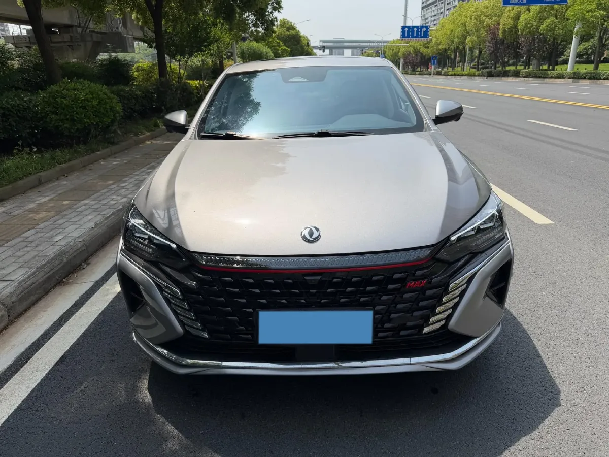 2021 DongFeng Aeolus YiXuan MAX 1.5T 190HP L4 7DCT,autocango,china used car exporter,china ev exporter,chinese used car exporter,chinese used ev exporter