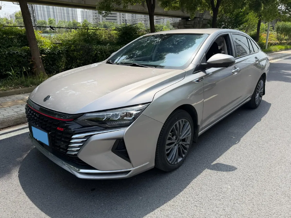 2021 DongFeng Aeolus YiXuan MAX 1.5T 190HP L4 7DCT,autocango,china used car exporter,china ev exporter,chinese used car exporter,chinese used ev exporter