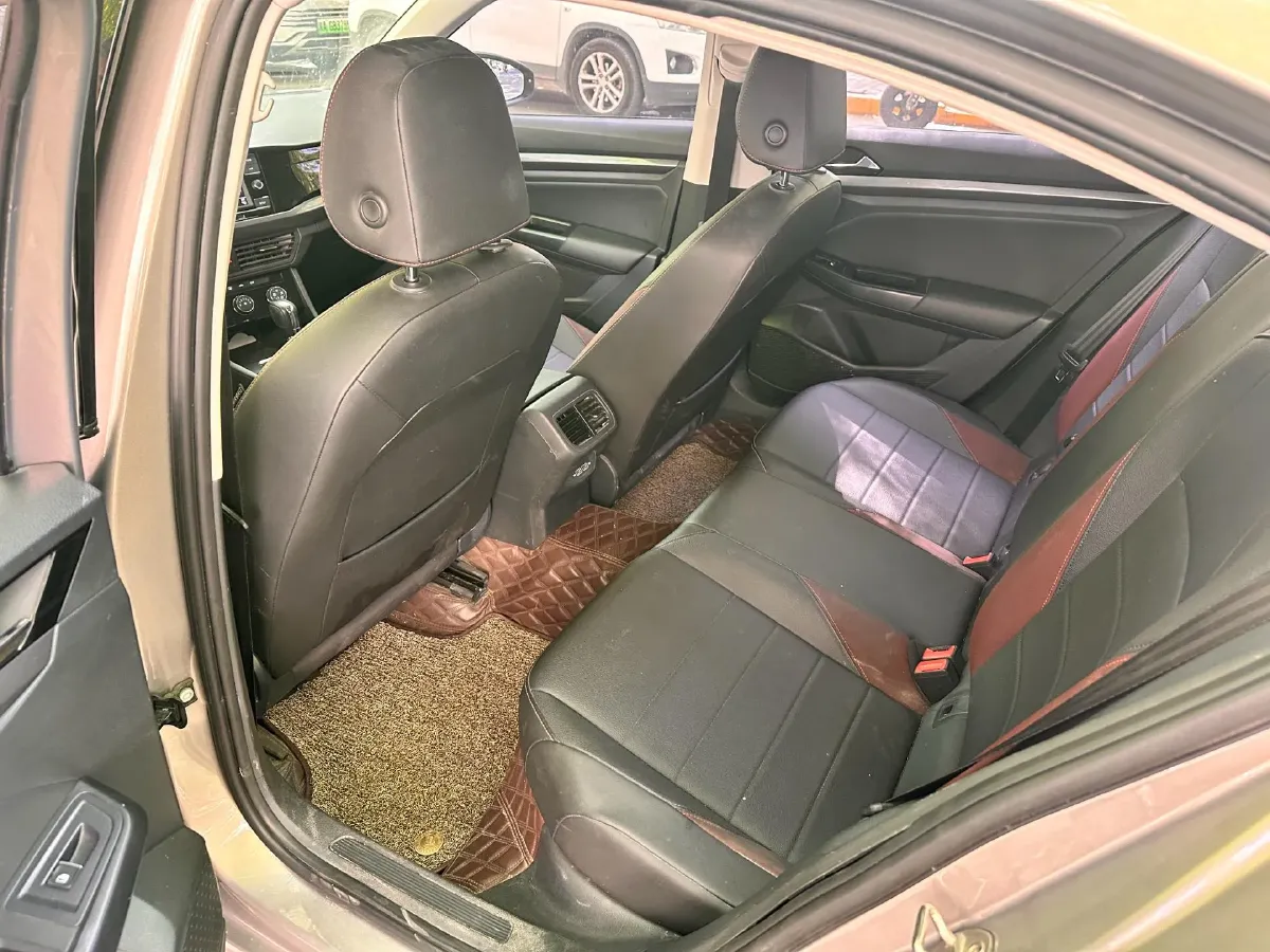 2020 Volkswagen Bora 1.5L 113HP L4 6AT,autocango,china used car exporter,china ev exporter,chinese used car exporter,chinese used ev exporter