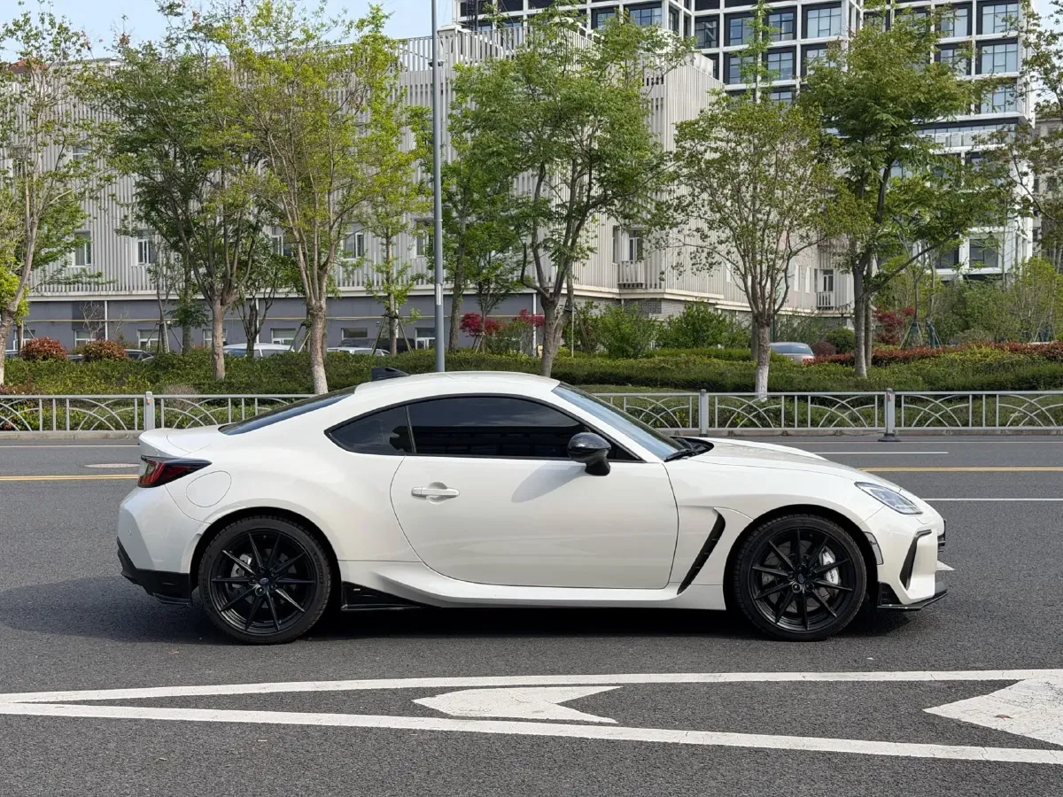 2025 Subaru BRZ 2.4L 234HP H4 6MT,autocango,china used car exporter,china ev exporter,chinese used car exporter,chinese used ev exporter