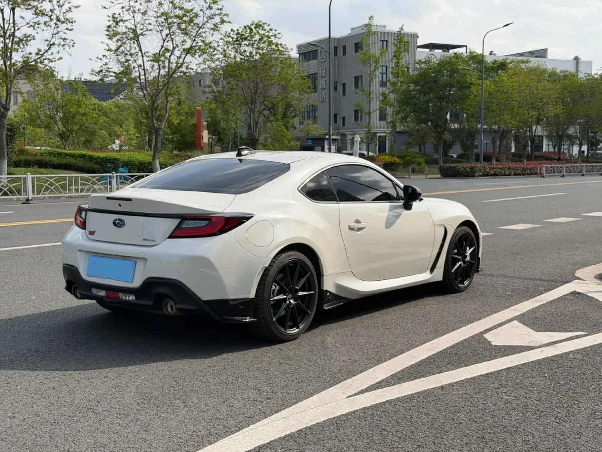 2025 Subaru BRZ 2.4L 234HP H4 6MT,autocango,china used car exporter,china ev exporter,chinese used car exporter,chinese used ev exporter