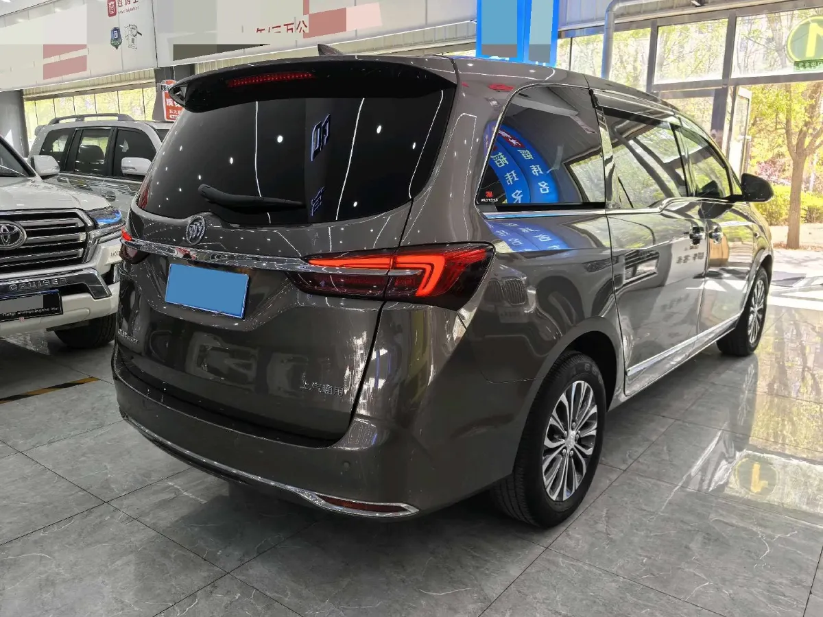 2020 Buick GL8 2.0T 237HP L4 9AT,autocango,china used car exporter,china ev exporter,chinese used car exporter,chinese used ev exporter