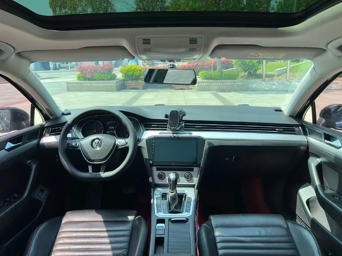 2019 Citroen C6 1.6T 170HP L4 6AT,autocango,china used car exporter,china ev exporter,chinese used car exporter,chinese used ev exporter