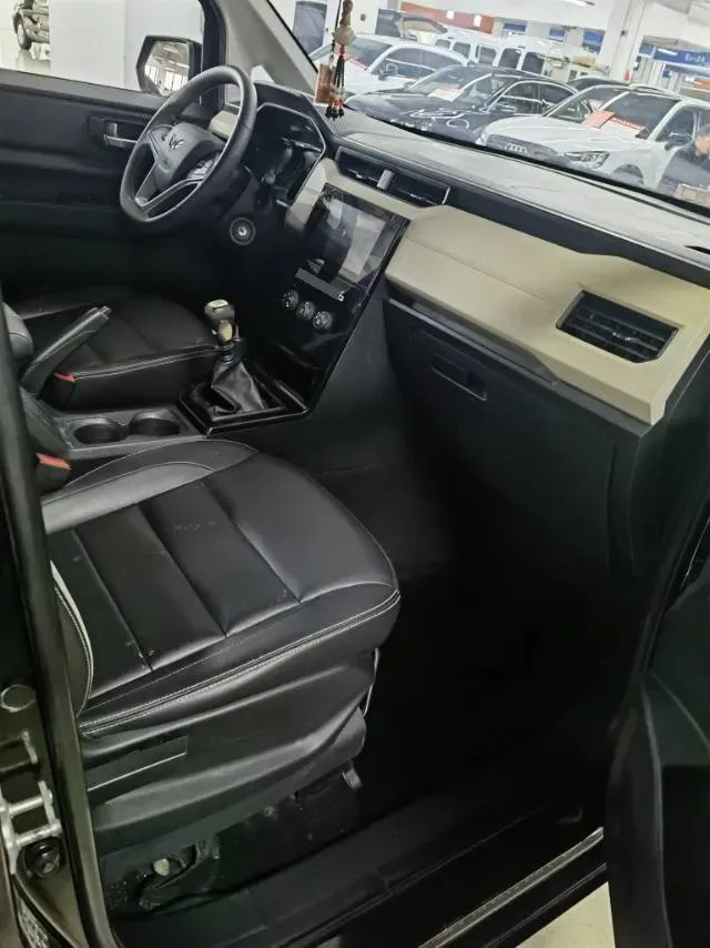 2019 Yema BoJun 1.5L 112HP L4 5MT,autocango,china used car exporter,china ev exporter,chinese used car exporter,chinese used ev exporter