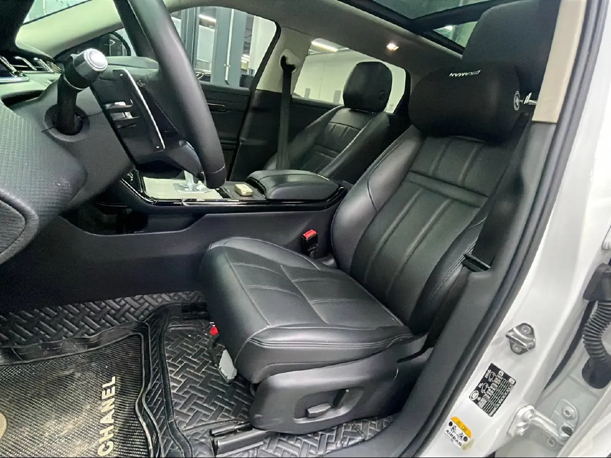 2021 Land Rover Range Rover Evoque 2.0T 249HP L4 9AT,autocango,china used car exporter,china ev exporter,chinese used car exporter,chinese used ev exporter