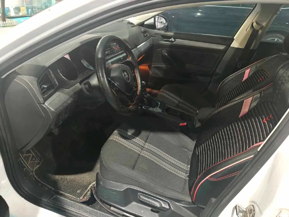 2018 Volkswagen Lamando 1.4T 131HP L4 7DCT,autocango,china used car exporter,china ev exporter,chinese used car exporter,chinese used ev exporter