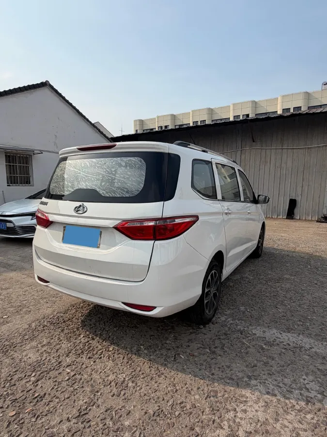2019 SWM G01 1.5T 156HP L4 6AT,autocango,china used car exporter,china ev exporter,chinese used car exporter,chinese used ev exporter