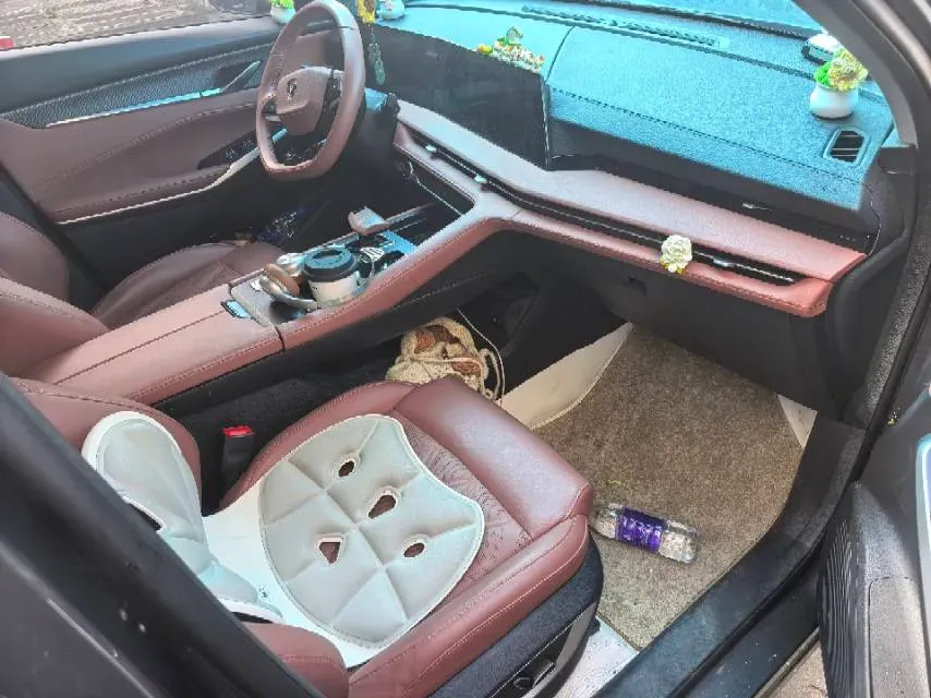 2023 ChangAn CS75 Plus 2.0T 233HP L4 8AT,autocango,china used car exporter,china ev exporter,chinese used car exporter,chinese used ev exporter