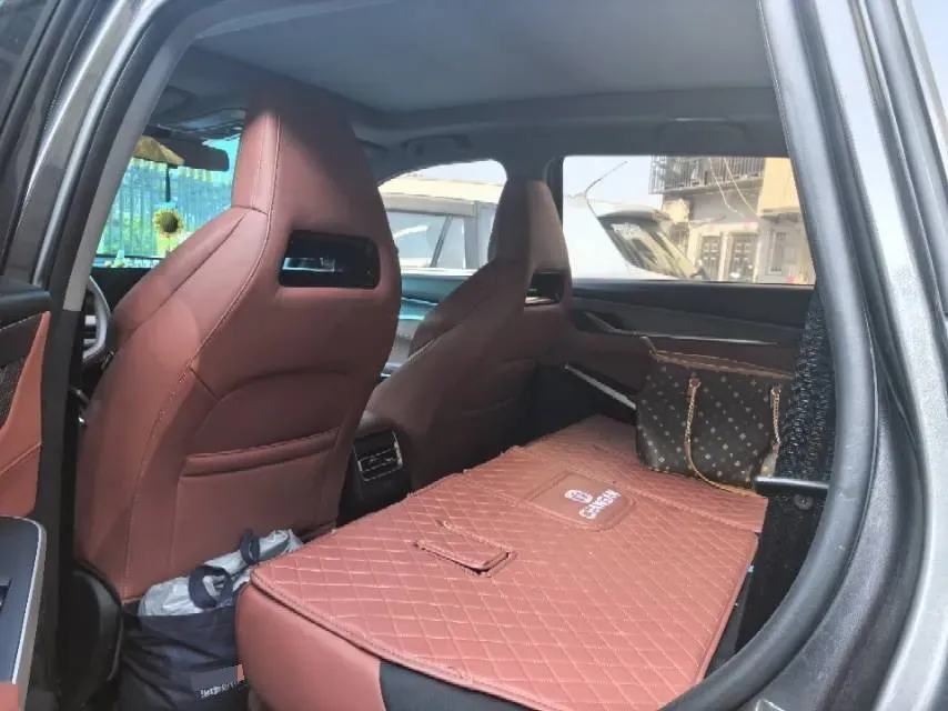 2023 ChangAn CS75 Plus 2.0T 233HP L4 8AT,autocango,china used car exporter,china ev exporter,chinese used car exporter,chinese used ev exporter