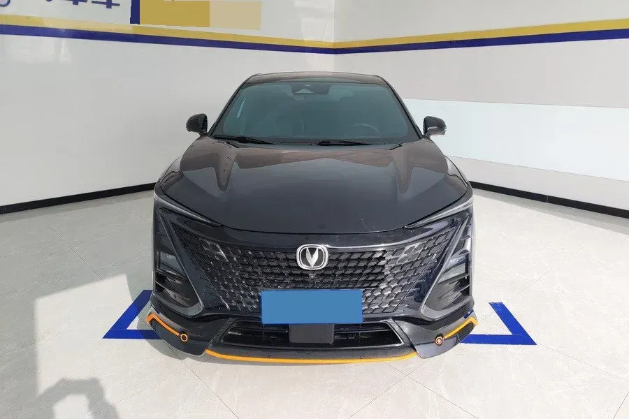 2022 ChangAn UNI-T 1.5T 188HP L4 7DCT,autocango,china used car exporter,china ev exporter,chinese used car exporter,chinese used ev exporter