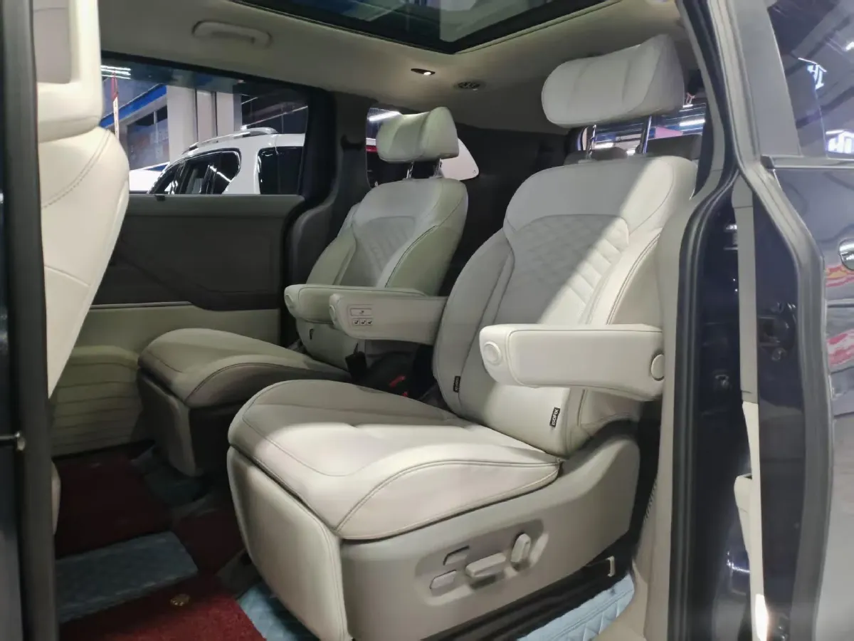 2021 Hyundai Custo 2.0T 236HP L4 8AT,autocango,china used car exporter,china ev exporter,chinese used car exporter,chinese used ev exporter