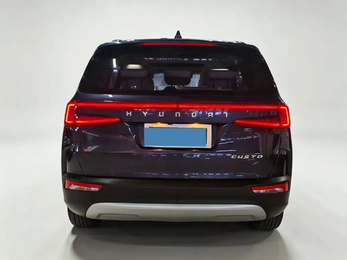 2021 Hyundai Custo 2.0T 236HP L4 8AT,autocango,china used car exporter,china ev exporter,chinese used car exporter,chinese used ev exporter