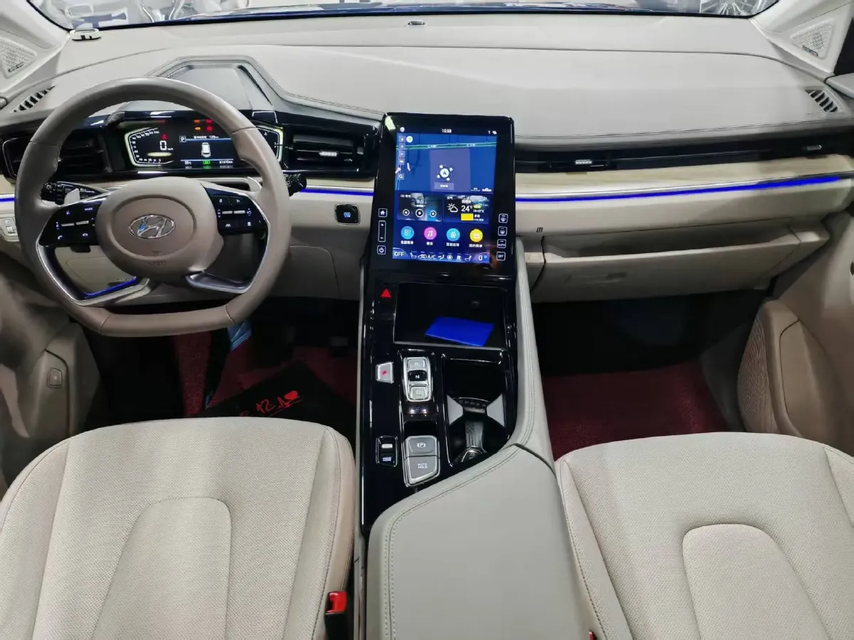 2021 Hyundai Custo 2.0T 236HP L4 8AT,autocango,china used car exporter,china ev exporter,chinese used car exporter,chinese used ev exporter